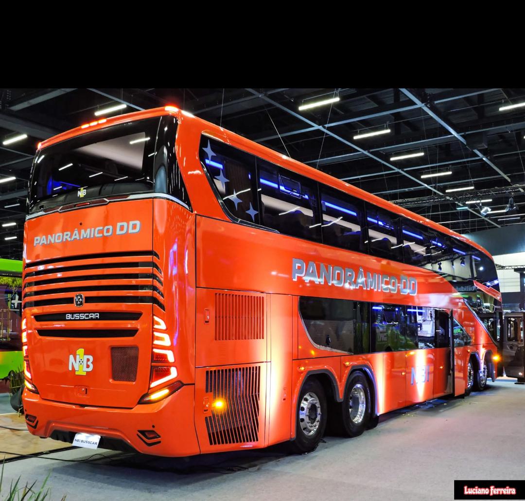 BUSSCAR Panorâmico DD